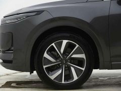 Li Auto ONE Extended Range 6-Seater - ფოტო 4