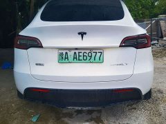Tesla Model Y Rear-Wheel Drive - ფოტო 9