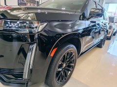 Cadillac Escalade-V North American Version - ფოტო 17