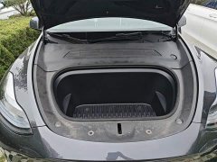 Tesla Model Y Rear-Wheel Drive - ფოტო 16