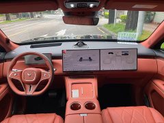 Voyah Lantu Taishan X8 Plug-in Hybrid MAX - ფოტო 4