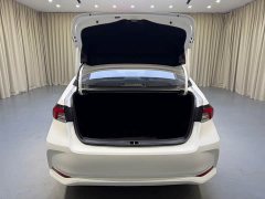 Toyota Corolla 2021 Hybrid 1.8L E-CVT Elite - ფოტო 8