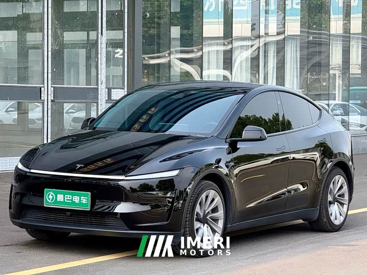 Tesla Model Y Facelift Long Range All-Wheel Drive