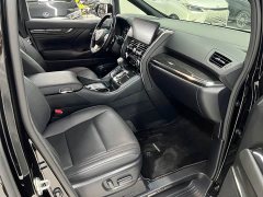 Lexus LM 2020 300h Four-Seat Royal Edition - ფოტო 19