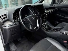 Toyota Vellfire Crown Hybrid 2.5L HV Luxury Edition - ფოტო 2
