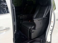 Toyota Vellfire Crown Hybrid 2.5L HV Luxury Edition - ფოტო 3