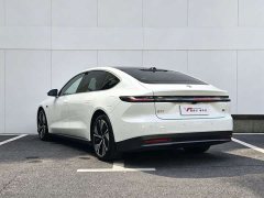 NIO ET7 75kWh Executive - ფოტო 6