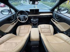 Lincoln Explorer 2.0T FWD Elegant Edition - ფოტო 15