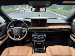 Lincoln Explorer 2.0T FWD Elegant Edition - ფოტო 6
