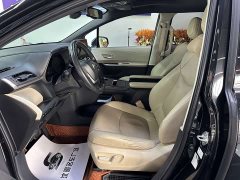 Toyota Sienna 2023 2.5L Hybrid Luxury - ფოტო 4