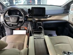 Toyota Sienna 2023 2.5L Hybrid Luxury - ფოტო 6