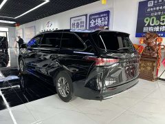 Toyota Sienna 2023 2.5L Hybrid Luxury - ფოტო 7