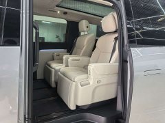 Li Auto MEGA Home Family Edition - ფოტო 8