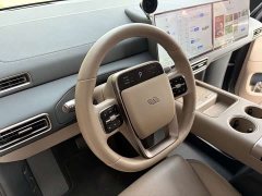 Li Auto MEGA 2025 Home Family Edition - ფოტო 9