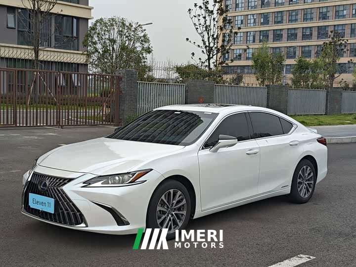 Lexus ES 2021 300h Excellence - ავტომობილი ჩინეთიდან
