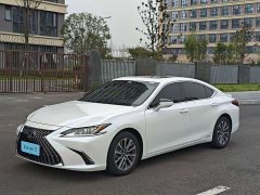 Lexus ES 2021 300h Excellence - ფოტო 1