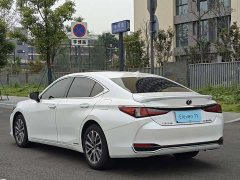 Lexus ES 2021 300h Excellence - ფოტო 5