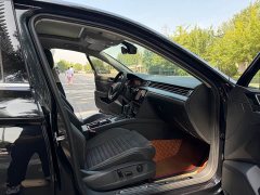 Volkswagen Magotan 330TSI DSG 30th Anniversary Edition - ფოტო 16
