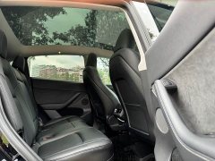 Tesla Model Y Long Range All-Wheel Drive - ფოტო 11