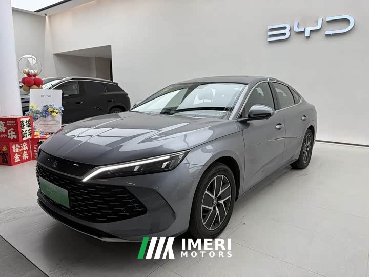 BYD Qin L DM-i 120KM Leading Edition