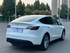 Tesla Model Y 2022 Facelift Long Range All-Wheel Drive - ფოტო 13