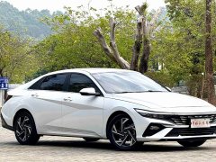 Hyundai Elantra 2023 1.5L CVT GLX Elite - ფოტო 1