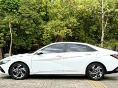 Hyundai Elantra 2023 1.5L CVT GLX Elite - ფოტო 5