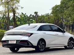 Hyundai Elantra 2023 1.5L CVT GLX Elite - ფოტო 7