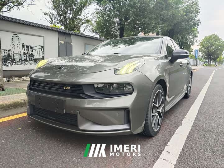 Lynk & Co 03 2.0T Diesel Automatic Pro
