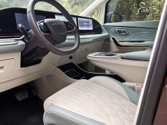 Maxus G90 2.0T Interstellar Six-Seater - ფოტო 5