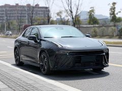 Lynk & Co Geely Lynk & Co 03 1.5T DCT Champion Edition Pro - ფოტო 3