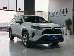 Toyota RAV4 2023 2.0L CVT FWD Urban Edition - ფოტო 3