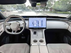 Xiaomi YU7 Four-Wheel Drive Pro - ფოტო 9