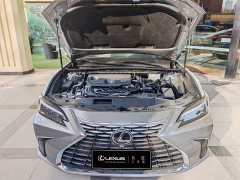 Lexus ES 300h Premium Edition - ფოტო 2