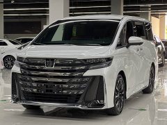 Toyota Vellfire 2024 Crown Hybrid 2.5L Executive Premier Edition - ფოტო 1