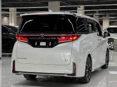 Toyota Vellfire 2024 Crown Hybrid 2.5L Executive Premier Edition - ფოტო 4