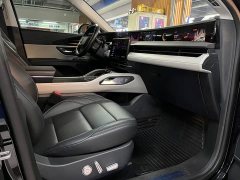 Lincoln Explorer 2.0T AWD Elite - ფოტო 15