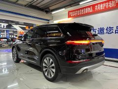Lincoln Explorer 2022 2.0T FWD Elegant Edition - ფოტო 3