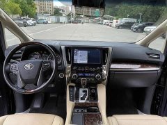 Toyota Alphard 2021 Hybrid 2.5L Luxury - ფოტო 13