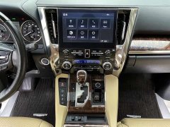 Toyota Alphard 2021 Hybrid 2.5L Luxury - ფოტო 9