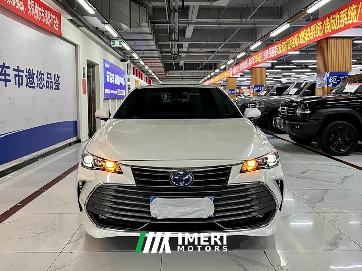 Toyota Avalon 2019 Hybrid 2.5L Luxury National VI - ავტომობილი ჩინეთიდან