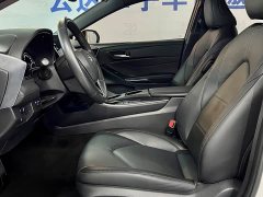 Toyota Avalon 2019 Hybrid 2.5L Luxury National VI - ფოტო 9