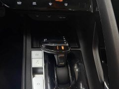 Hyundai Elantra 1.5L CVT Luxury - ფოტო 16