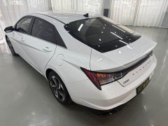 Hyundai Elantra 1.5L CVT Luxury - ფოტო 4