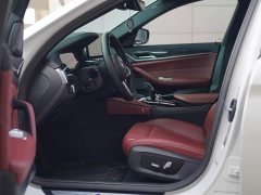 BMW 5 Series 525Li M Sport Package - ფოტო 4