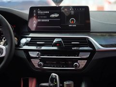 BMW 5 Series 525Li M Sport Package - ფოტო 9