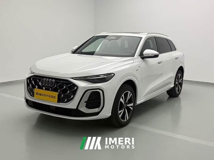 Audi Q5L 2.0T Smart Hybrid Luxury - ავტომობილი ჩინეთიდან