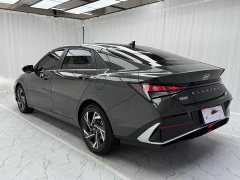 Hyundai Elantra 1.5L CVT GLX Elite - ფოტო 4