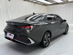 Hyundai Elantra 1.5L CVT GLX Elite - ფოტო 6