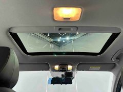 Hyundai Elantra 1.5L CVT Luxury - ფოტო 14